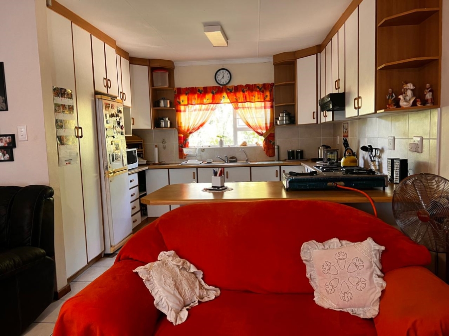 4 Bedroom Property for Sale in Chiselhurst Eastern Cape
